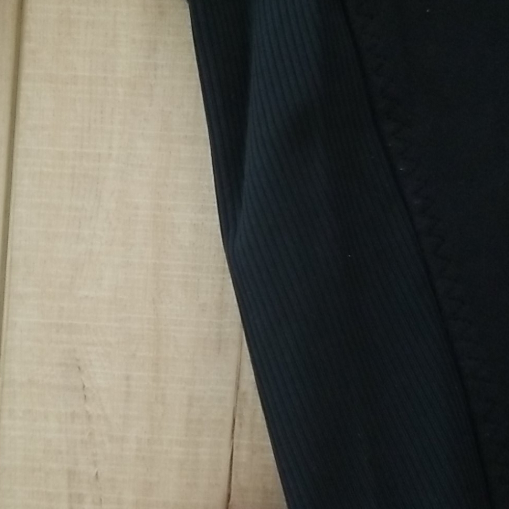 Lululemon Rare Rider Crops - Picture 3 of 7